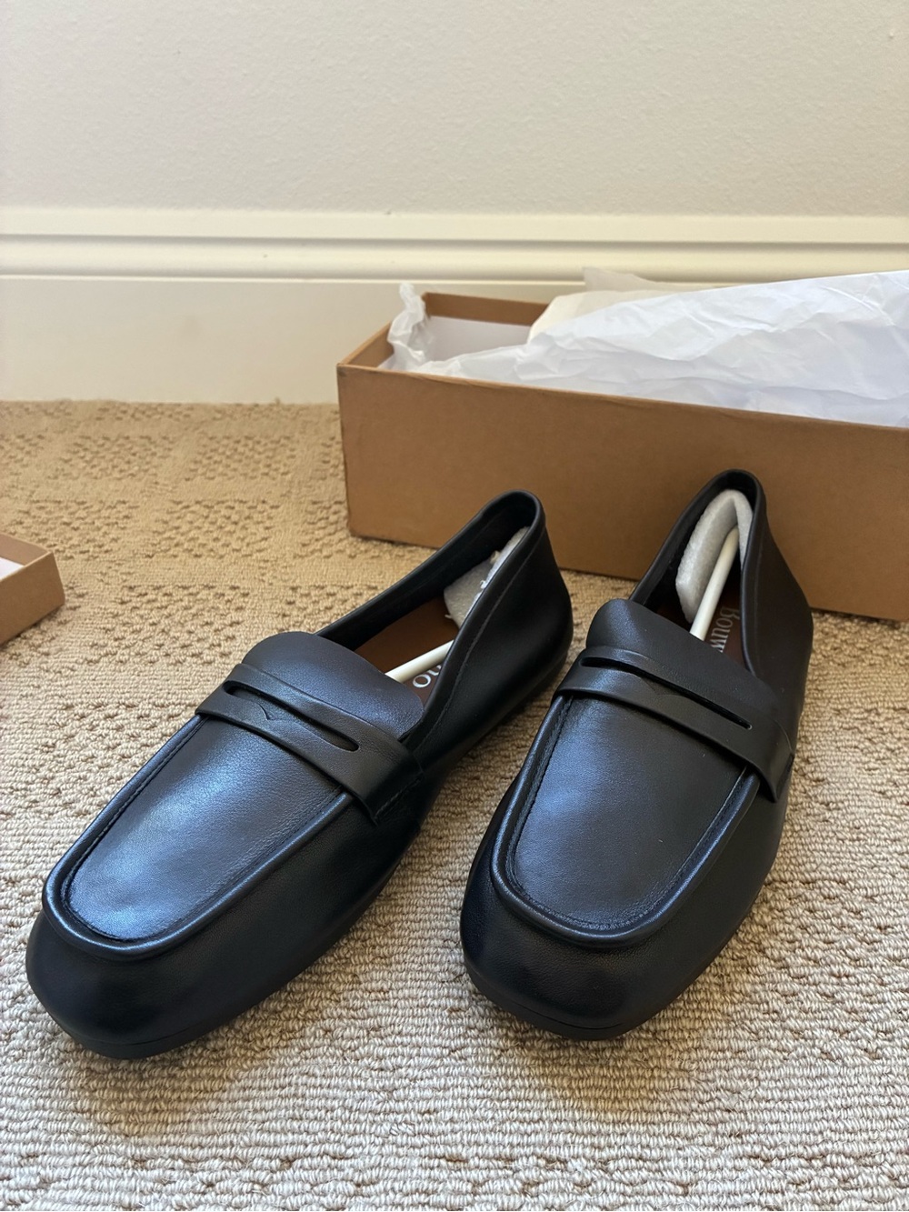 Classic Black Women’s Leather Penny Loafers